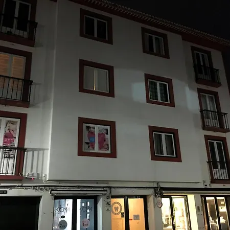 아파트 Center 앙그라두에루이스무